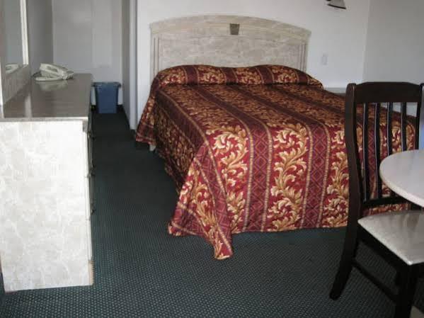 Geneva Motel Ингълуд Екстериор снимка