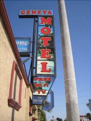 Geneva Motel Ингълуд Стая снимка
